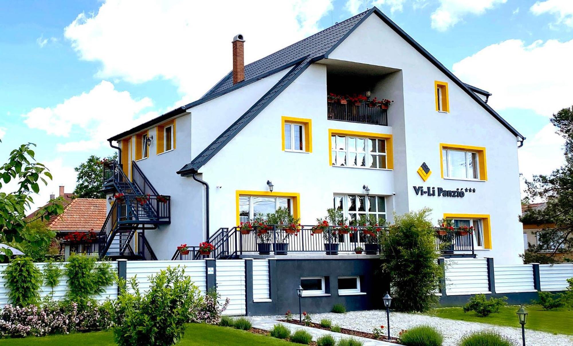 Vi-Li Panzio Bed & Breakfast Maklár Exterior foto